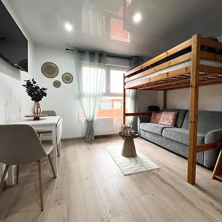 Le Cosy Du Futuroscope